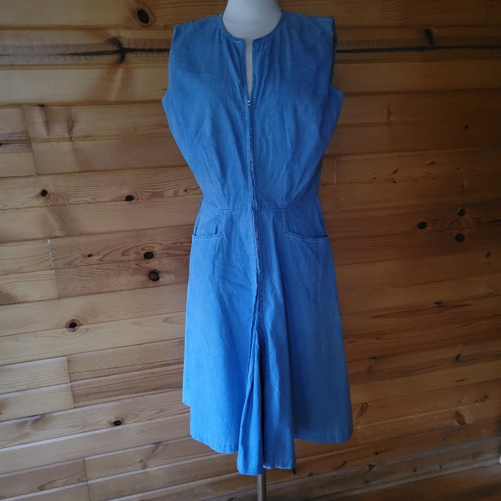 Vintage Style-Aire Chambray Dress